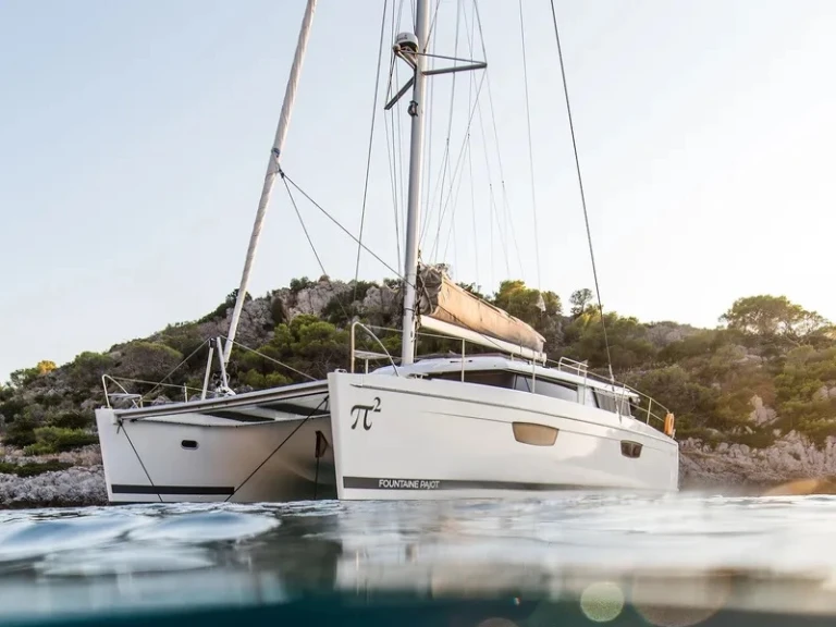 Hire Catamaran Fountaine Pajot with a boat licence