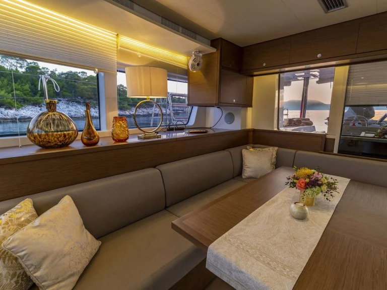 Hire Catamaran with or without skipper Lagoon Tourlos
