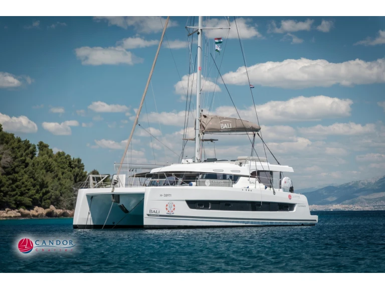Hire a Bali Bali Catspace[G] Kaštel Gomilica