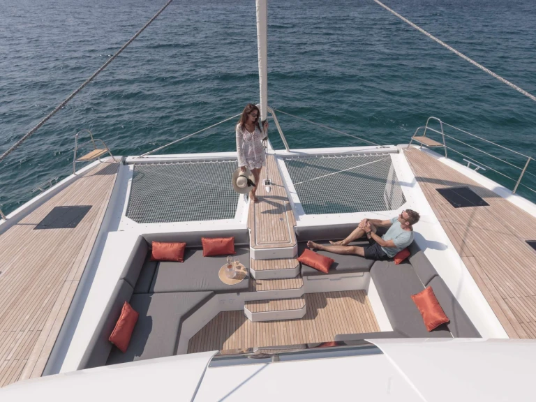 Charter a Fountaine Pajot Fountaine Pajot Samana 59 (4 cab) in Piraeus on Samboat