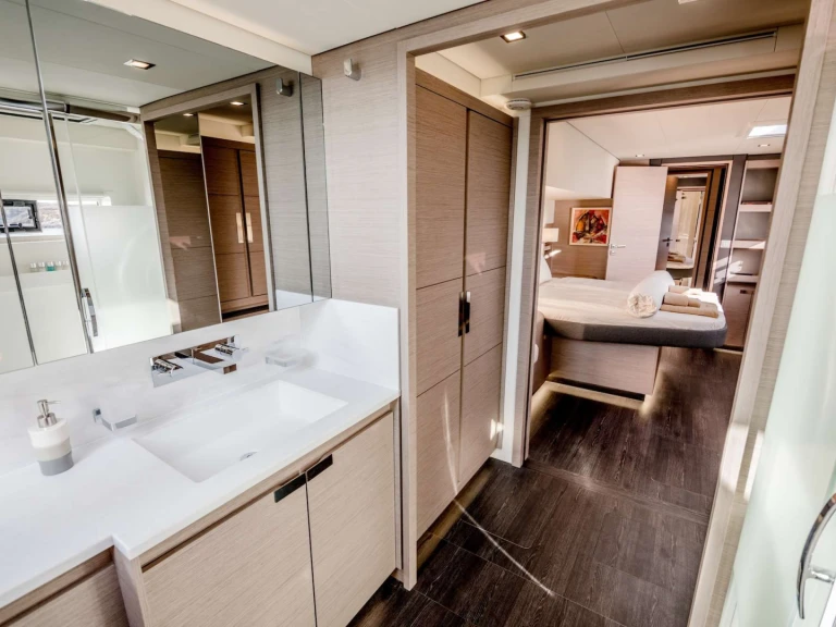 Hire a Fountaine Pajot Fountaine Pajot Samana 59 (5 cab) Piraeus