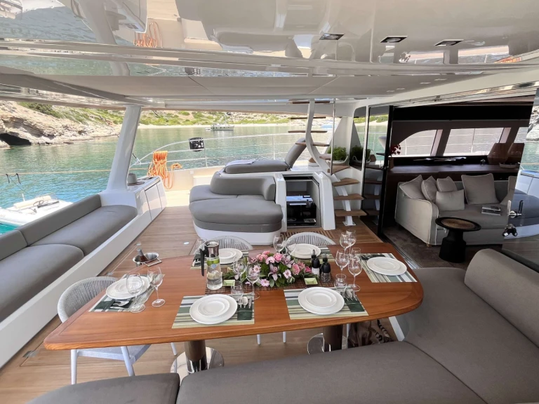 Luxury Yacht hire in Kallithea - Lagoon Lagoon Seventy 8 (3 cab)