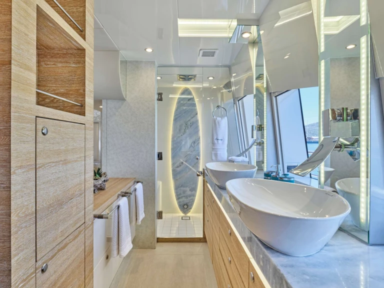 Yacht charter Piraeus -  Pachoud 80 on SamBoat