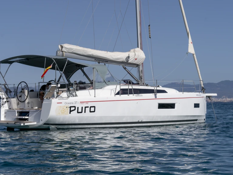Yacht hire s'Arenal cheap Oceanis 37.1