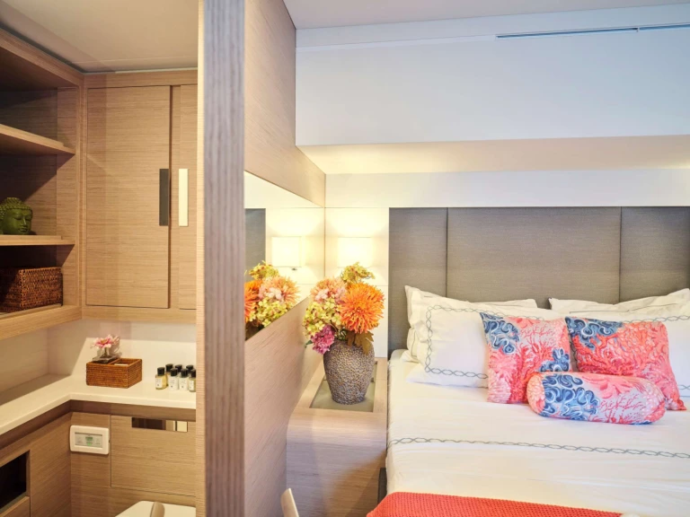 Catamaran hire in Piraeus - Fountaine Pajot Fountaine Pajot Alegria 67 (4 cab)