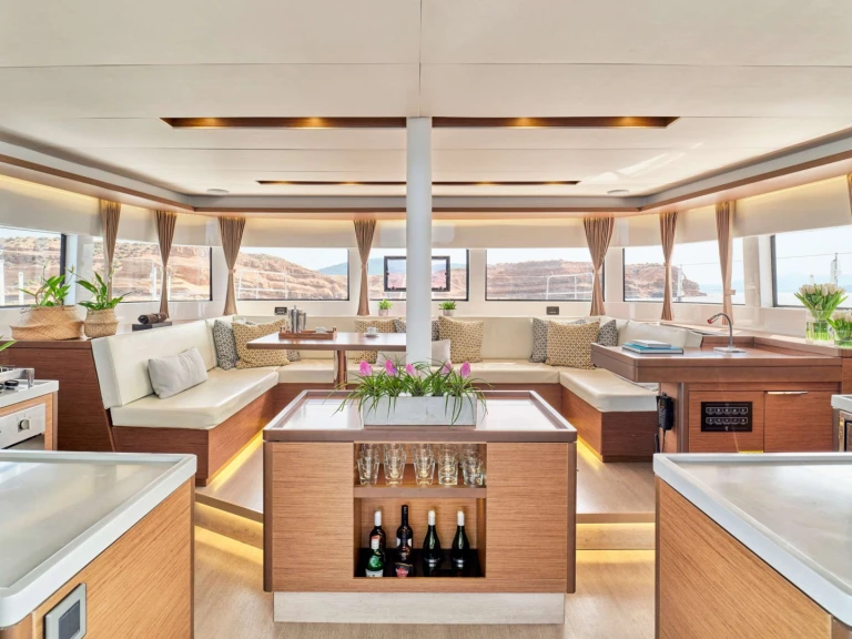 Yacht charter Alimos - Lagoon Lagoon 50 on SamBoat