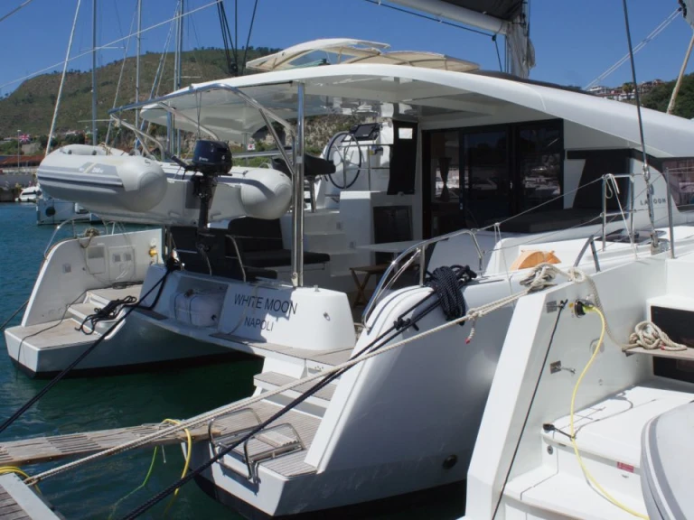 Hire Catamaran with or without skipper Lagoon Pozzuoli