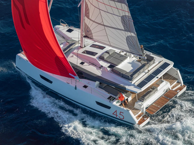 Catamaran to hire Corazón de Jesús Island at the best price