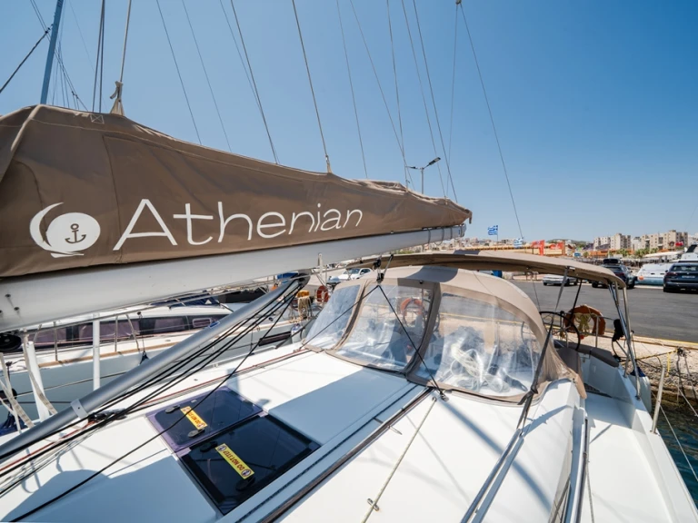 Sailboat to hire Rhodes (City) at the best price