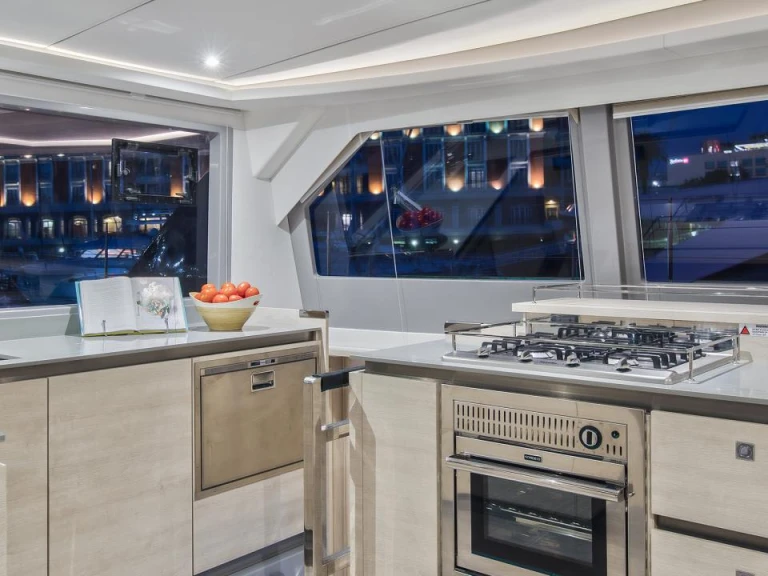 Hire Catamaran with or without skipper Leopard Antigua