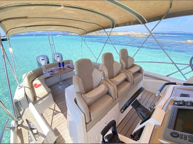 Yacht hire Ibiza Town cheap Key Largo 36