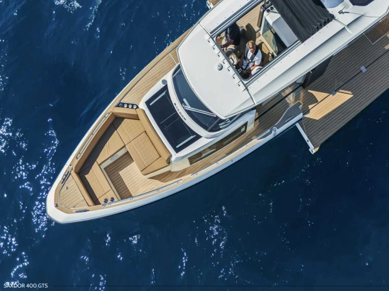 Yacht hire Ibiza Town cheap SAXDOR 400 GTS