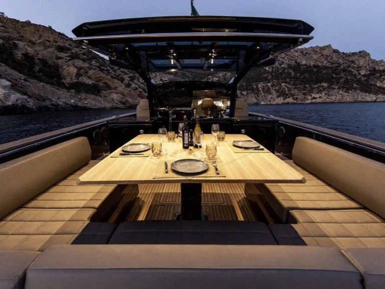 Motorboat to hire Monaco at the best price