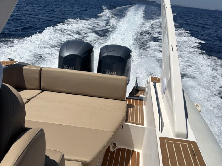RIB hire in Hyères - Capelli Capelli 1000 WA