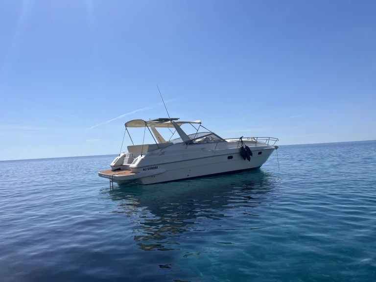 Hire a Fiart Fiart 32 Genius Bastia