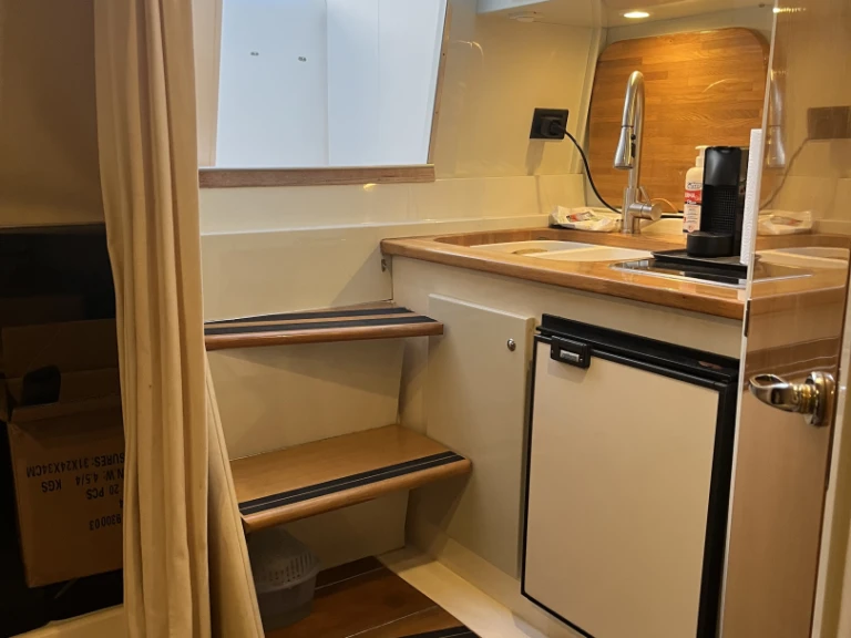 Motorboat hire in Bastia - Fiart Fiart 32 Genius
