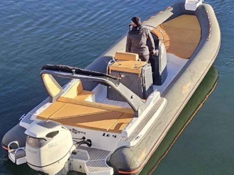 Hire a Altamarea Wave 27 Cannes