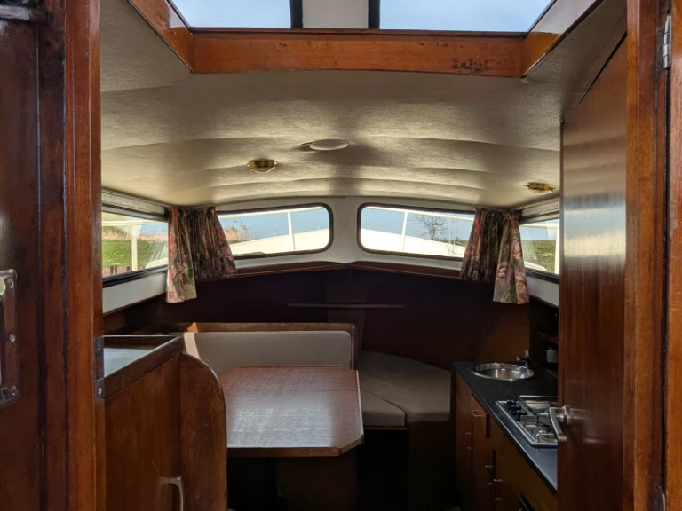 Motorboat to hire Bunschoten at the best price