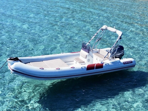 Hire a Mariner Mariner 620 Hyères