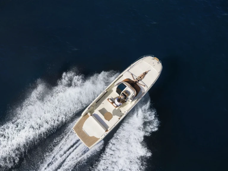Hire Motorboat with or without skipper Invictus  Monaco