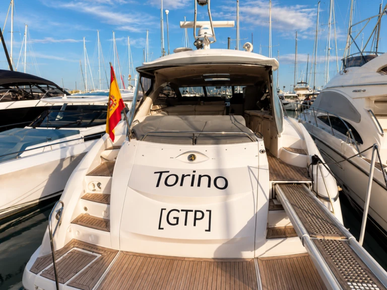 Luxury Yacht to hire Marina de Dénia at the best price