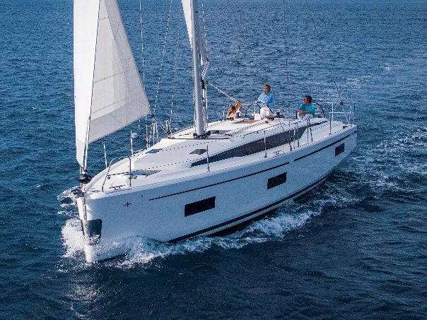 Yacht charter Nydri - Bavaria Bavaria C42 on SamBoat