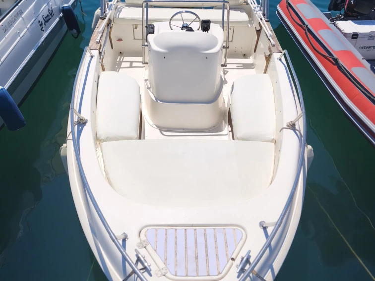 Motorboat hire in Saint-Raphaël - Marinello Fisherman 16