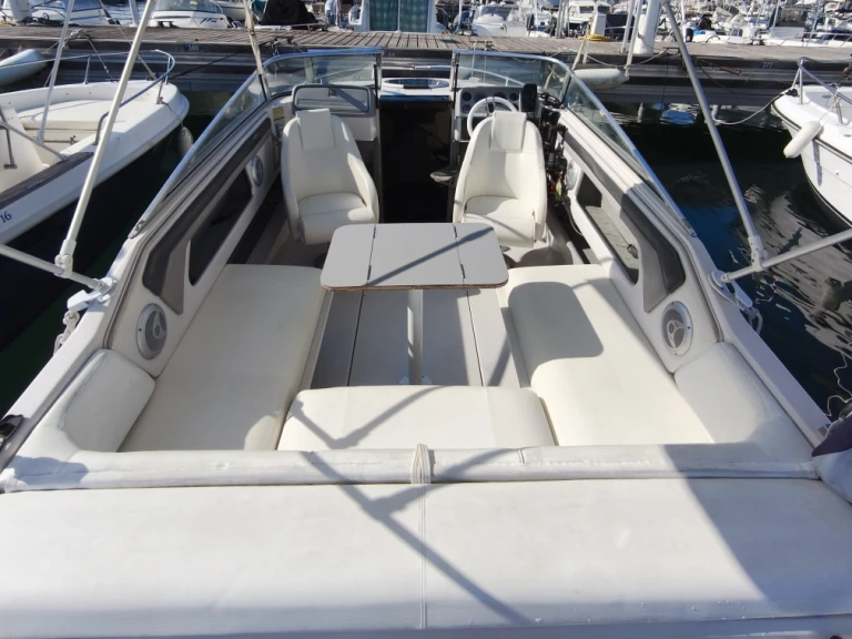 Yacht charter Saint-Raphaël - Four Winns Sundowner 195 on SamBoat