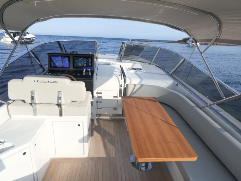 Motorboat hire in Cannes - Itama Itama 45