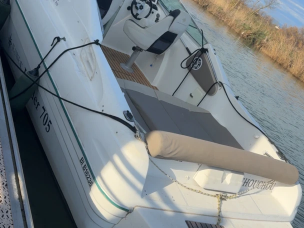 Motorboat to hire Le Verdon-sur-Mer at the best price