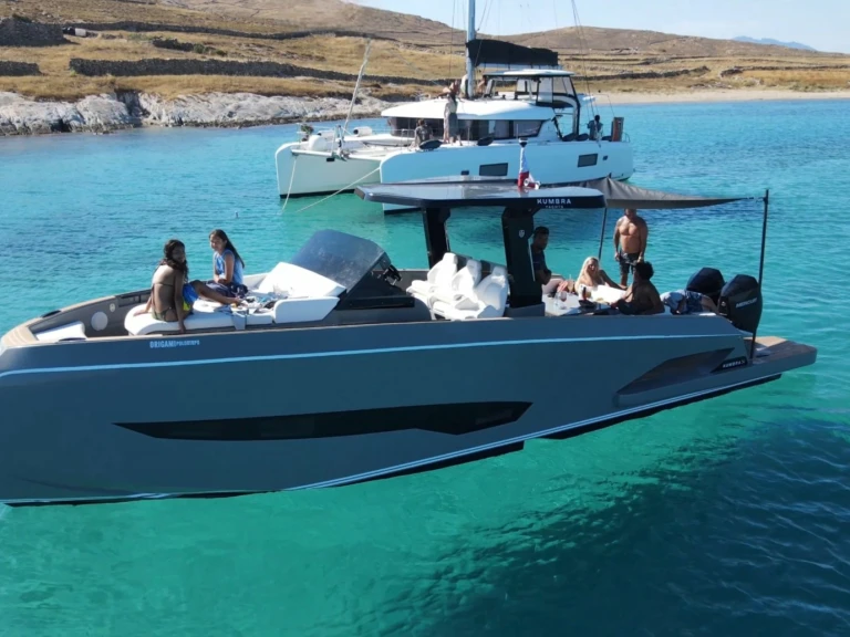 Hire Motorboat KUMBRA with a boat licence