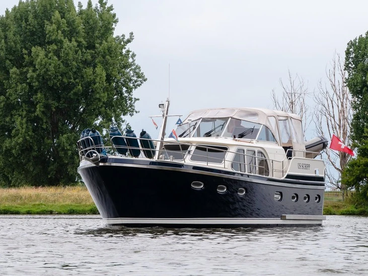Yacht charter Akkrum - De Drait De Drait DeLuxe 42 on SamBoat