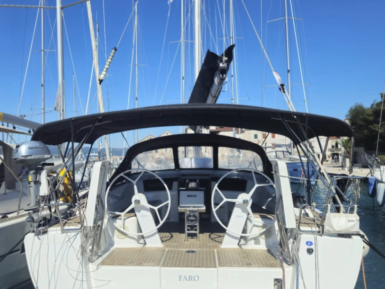 Sailboat to hire Trogir at the best price