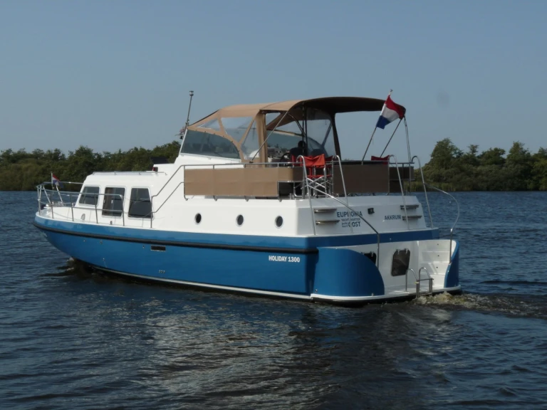 Yacht hire Akkrum cheap Holiday 1300