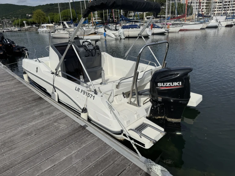 Motorboat to hire Aix-les-Bains at the best price