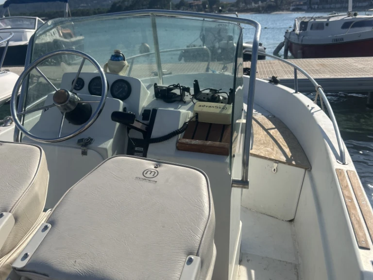 Hire RIB with or without skipper Sacs Pinarellu
