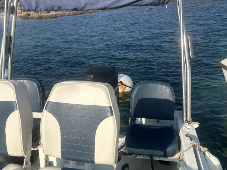 Hire RIB Sacs with a boat licence
