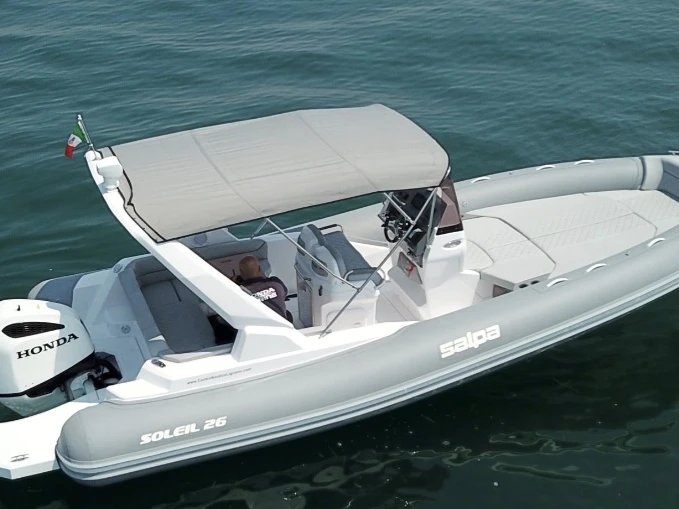 Hire RIB Salpa with a boat licence