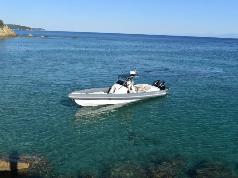 Yacht hire Skiathos cheap Shadow 36