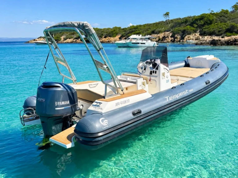 Hire RIB Tiger with a boat licence