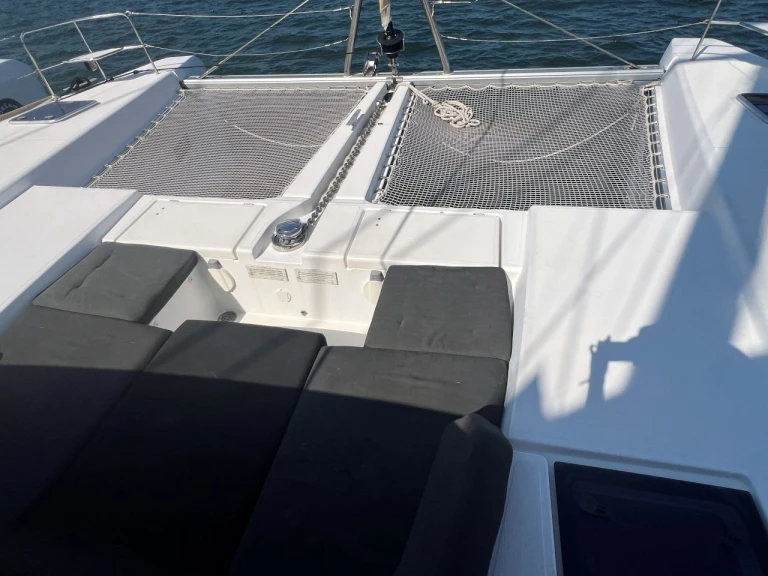 Yacht hire Olbia cheap Lagoon 52 F