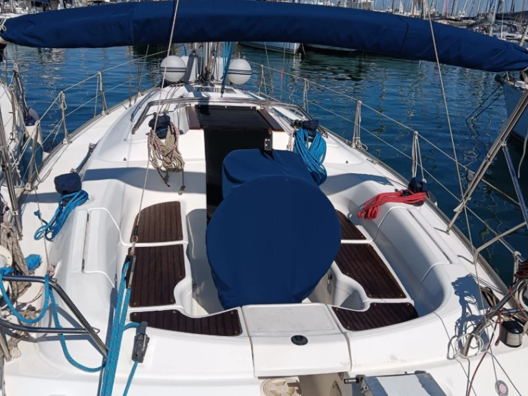 Yacht charter Genova - Bavaria Bavaria 36 Holiday on SamBoat