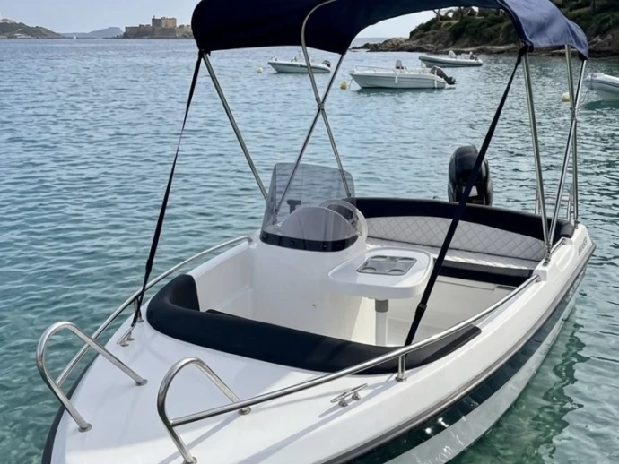 Yacht charter France - SZKUTNICZY ZAKLAD Kruger Laser on SamBoat