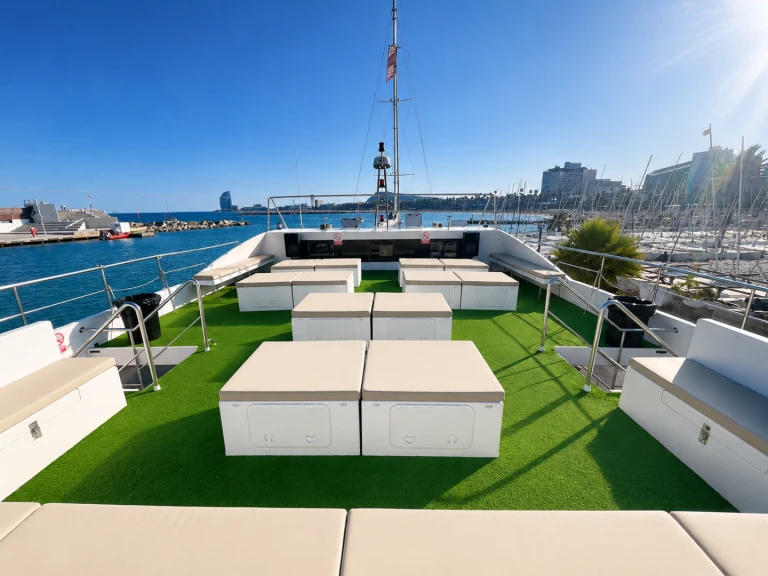 Catamaran hire in Port Olímpic of Barcelona - Drassanes Dalmau Cala San Vicente