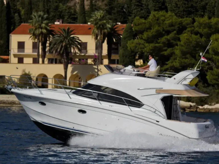 Yacht hire Novalja cheap Antares 36