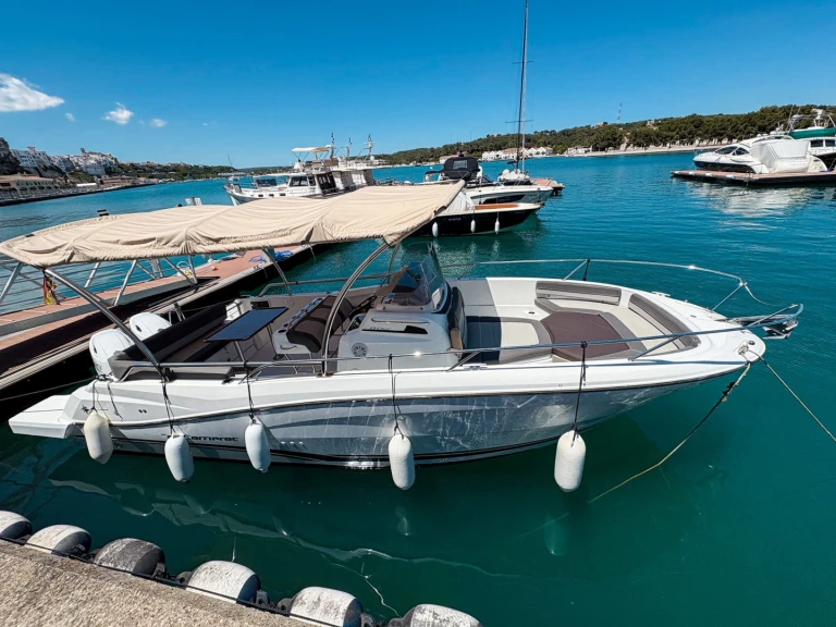Hire Motorboat with or without skipper Jeanneau Mahón