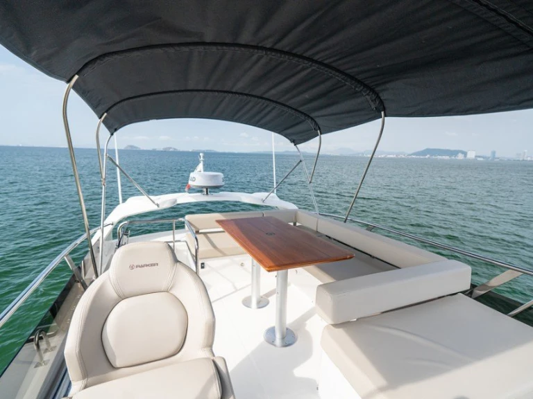 Charter a Parker 38' in Panama City Beach on Samboat
