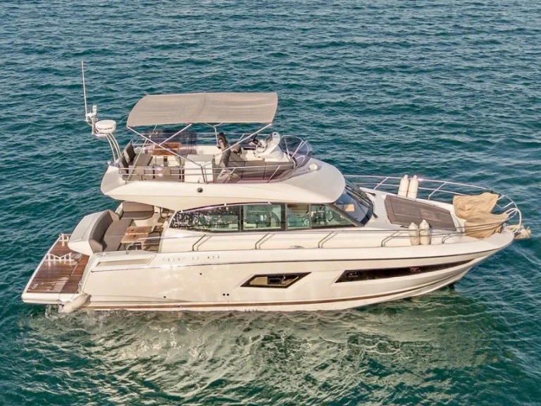 Motorboat hire in Panama City Beach - Prestige Prestige 42