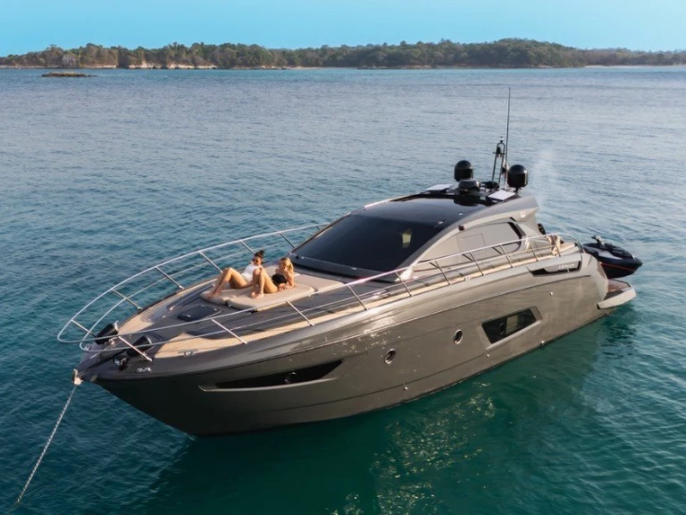 Yacht hire Panama City Beach cheap Azimut 50