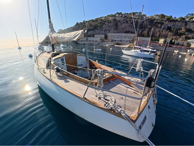 Yacht hire Saint-Laurent-du-Var cheap OPUS 34